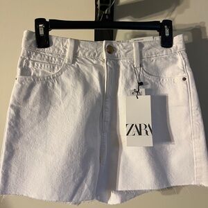 Zara nwt high rise white shorts size 4